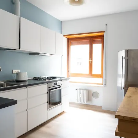 Apartamento Quieta 6 - Renovated 70s Apt *