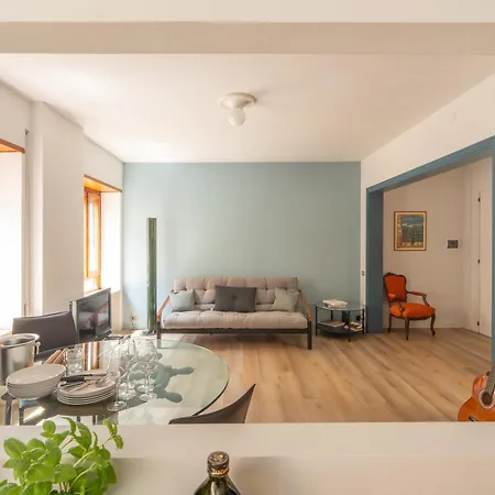 Quieta 6 - Renovated 70s Apt Perugia