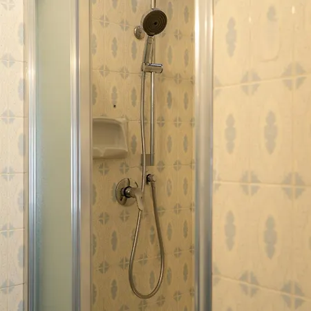 Quieta 6 - Renovated 70s Apt Apartamento