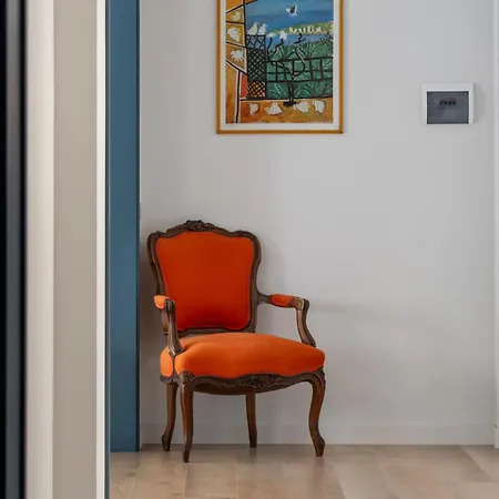 Quieta 6 - Renovated 70s Apt Perugia