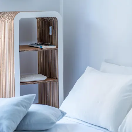 Quieta 6 - Renovated 70s Apt Apartamento *